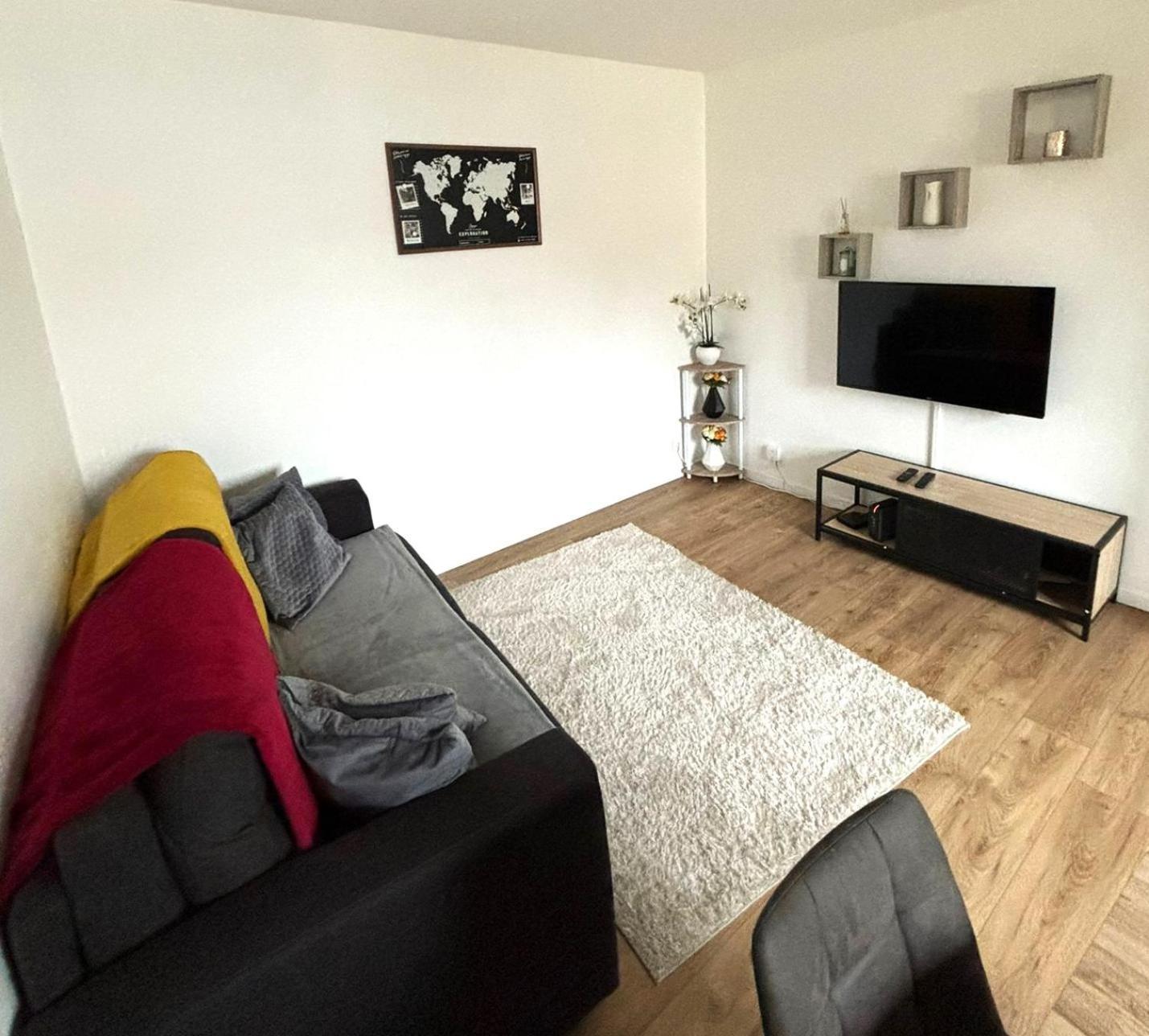 "Charme Vemarien" Appartement Proche Cdg & Asterix Vemars Exteriör bild